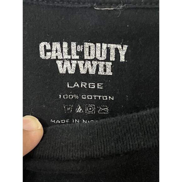 Call Of Duty WWII Grahic T-shirt Men’s Size Large - Picture 2 of 7